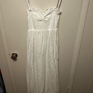 Elegant White Lace Dress